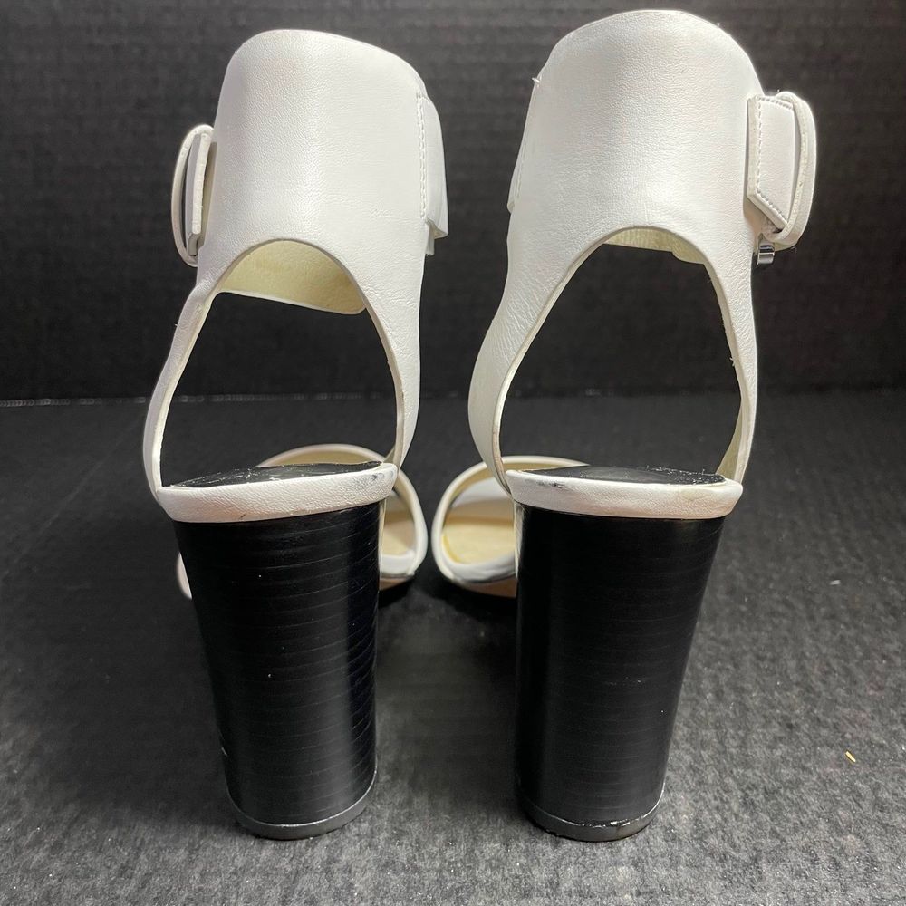Michael Kors White Leather 4” heeled sandal 5.5M EUC WORN ONLY ONCE PRICE FIRM!! - Picture 5 of 13